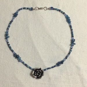 Blue Agate Chip & Silver Flower Necklace